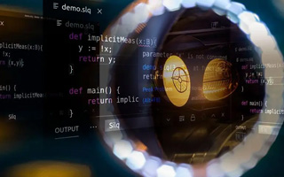 华容 api php源码,下载的php源码怎么运行呢？
